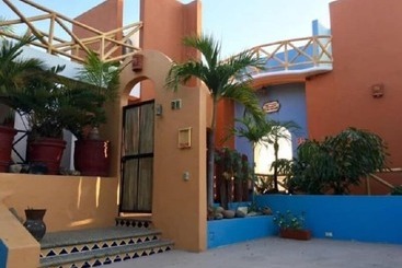 هتل Villas Chulavista