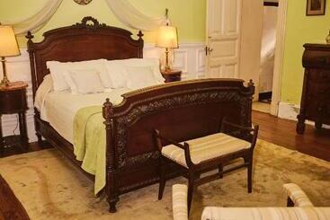 استراحتگاه Palacio Santa Candida