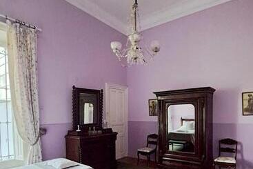 استراحتگاه Palacio Santa Candida