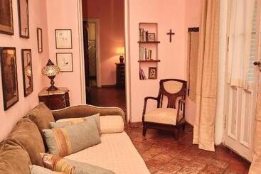 استراحتگاه Palacio Santa Candida