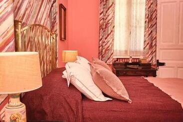 استراحتگاه Palacio Santa Candida