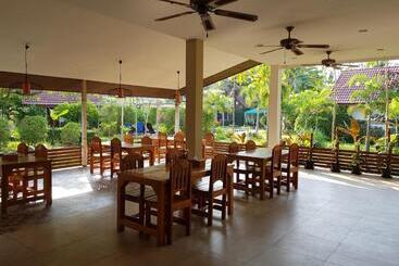 The Hillside Pranburi Resort