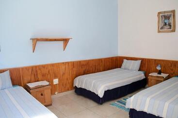 هاستل Element Riders Place Backpackers