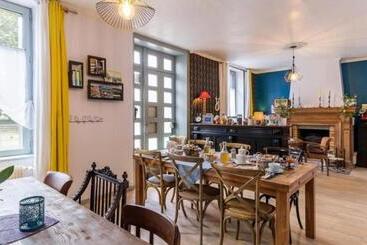 تختخواب و صبحانه La Maison Bizienne Guérande