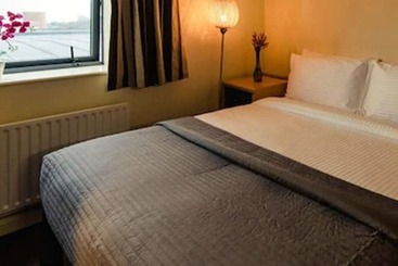 هاستل Dcu Rooms All Hallows