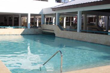 هتل Ahnvee Resort  Adults Only