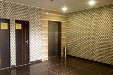 هتل Aloha City Stay Raipur