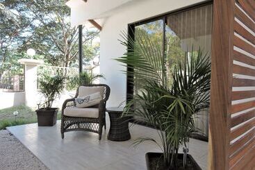 هتل Las Perlitas Rentals Playa Samara
