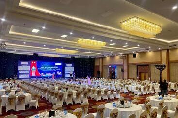 هتل Muong Thanh Luxury Buon Ma Thuot