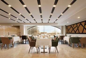 هتل Ramada Encore Gebze