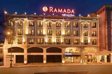 هتل Ramada Encore Gebze