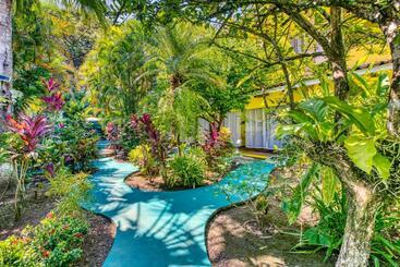 هتل Villas Verdes