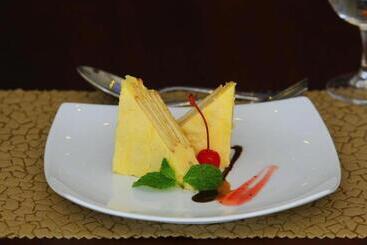 Saffron Hotel & Restaurant