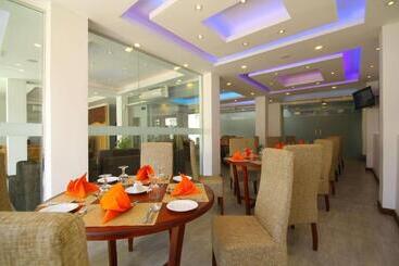 Saffron Hotel & Restaurant