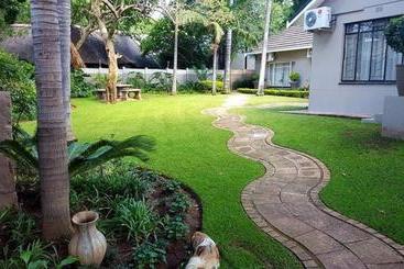 تختخواب و صبحانه Cashan Bnb