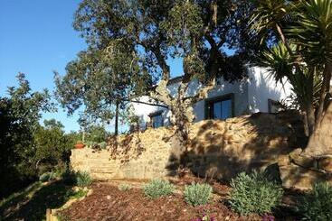 تختخواب و صبحانه Herdade Quinta Natura Turismo Rural