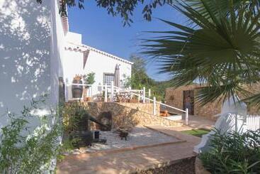 تختخواب و صبحانه Herdade Quinta Natura Turismo Rural