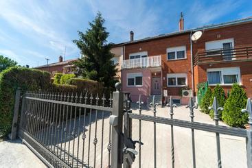 Villa Gradski Vrt - Osijek