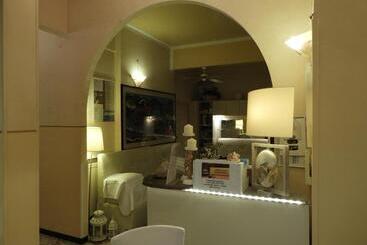هتل Albergo Glory