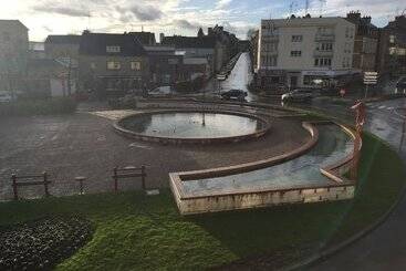 فندق De Bretagne