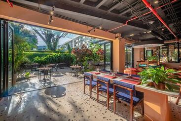 هتل Holiday Inn   San Jose La Sabana, An Ihg