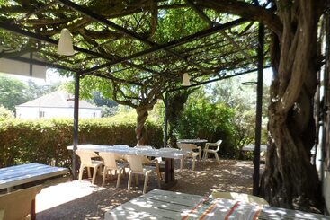 호텔 Hôtel Et Restaurant Traditionnel L  Escalandes