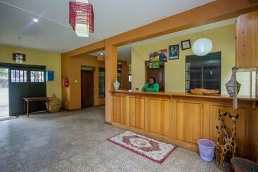 هتل Kisoro Tourist