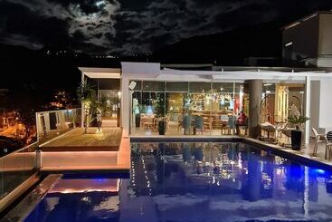 Regina City Hotel & Spa