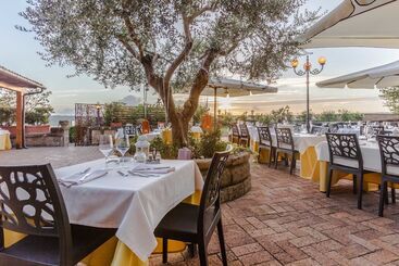 هتل Ristorante La Pergola