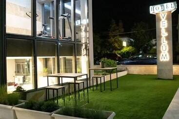 هتل Vellum Luxury Living