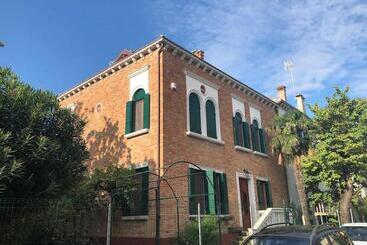 Villa Contarini B&b