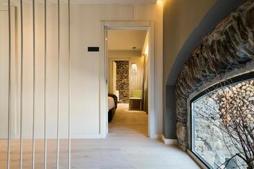 تختخواب و صبحانه Set Terres   La Villa De Llívia   Adults Only