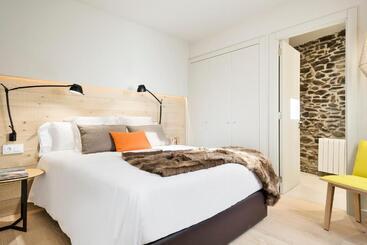 تختخواب و صبحانه Set Terres   La Villa De Llívia   Adults Only