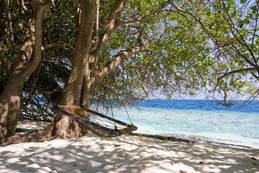 Embudu Village Resort