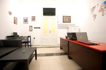 Hostel 1910