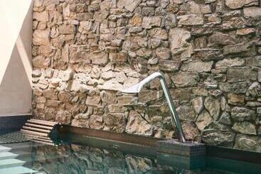 هتل Hôtel De Rougemont & Spa
