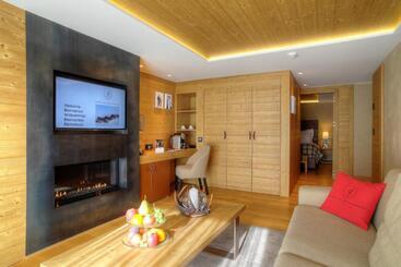 هتل Hôtel De Rougemont & Spa