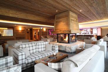 هتل Hôtel De Rougemont & Spa