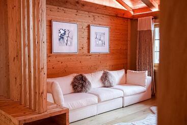 هتل Hôtel De Rougemont & Spa