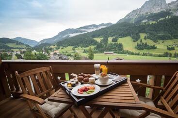 هتل Hôtel De Rougemont & Spa