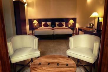 هتل Kings Pavilion Luxury