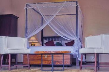 هتل Kings Pavilion Luxury
