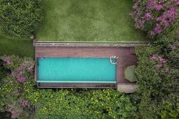 هتل Kings Pavilion Luxury