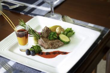 هتل Kings Pavilion Luxury