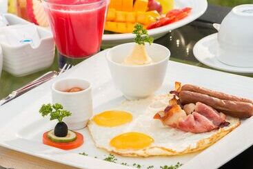هتل Kings Pavilion Luxury