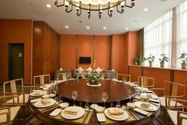 هتل Ramada Wuhan Jianghan