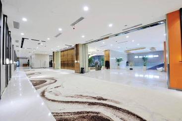 هتل Ramada Wuhan Jianghan
