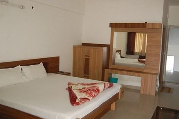 هتل Rohini International