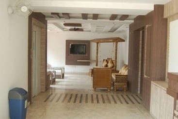 هتل Rohini International