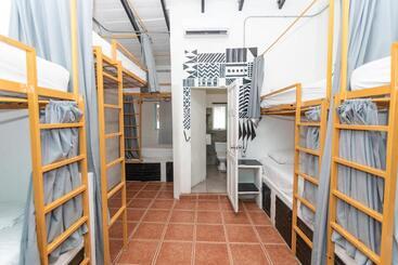 هتل Selina Santa Teresa North   Hostel